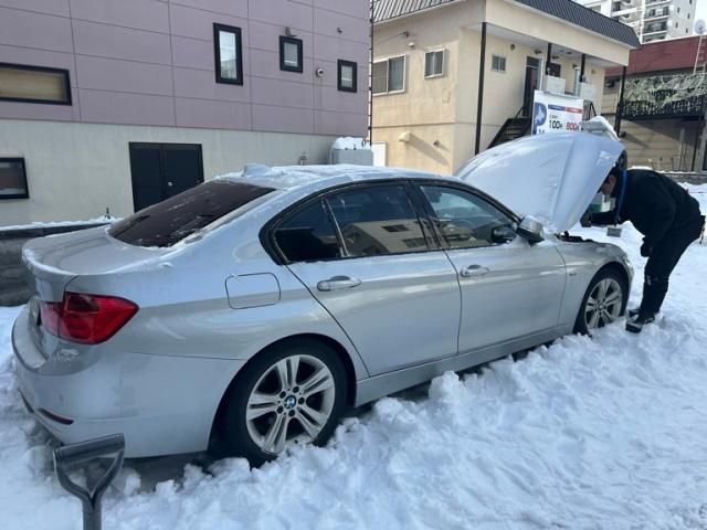 BMW BMW 3series sedan 2012