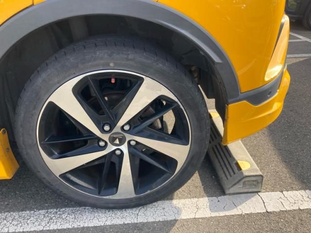 TOYOTA C-HR 4WD 2017