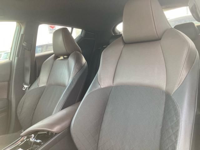 TOYOTA C-HR 4WD 2017