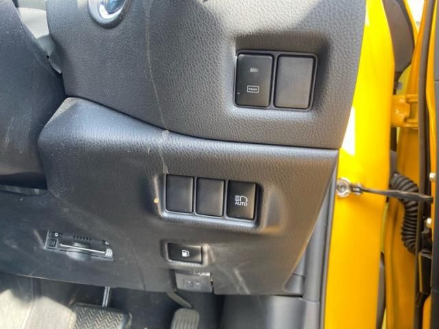 TOYOTA C-HR 4WD 2017