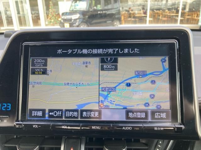 TOYOTA C-HR 4WD 2017