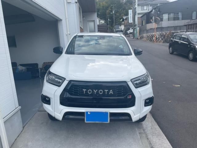 TOYOTA ??????????4D 2023