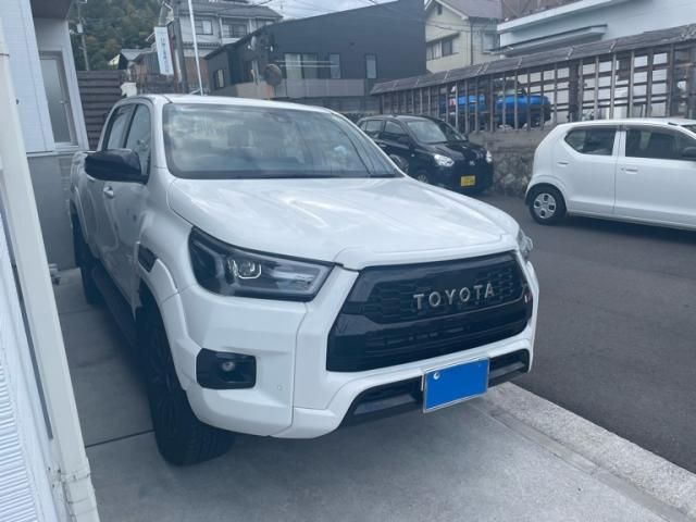 TOYOTA ??????????4D 2023