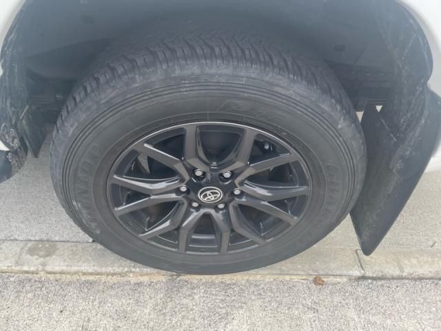 TOYOTA ??????????4D 2023