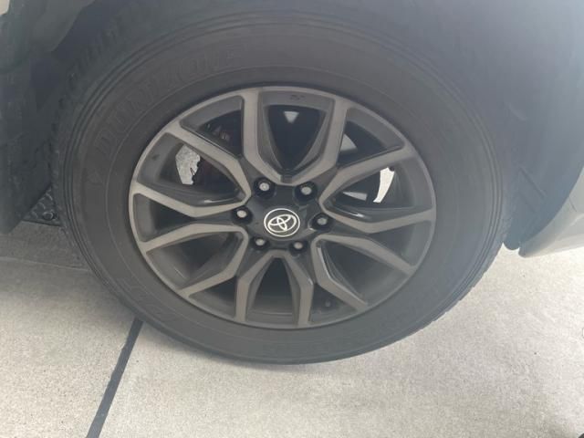 TOYOTA ??????????4D 2023