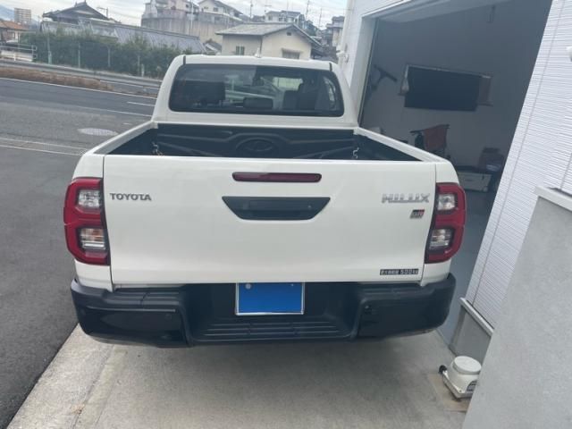 TOYOTA ??????????4D 2023