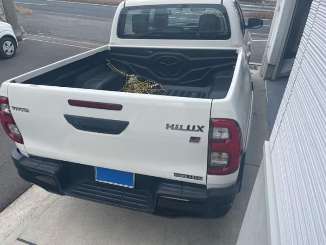 TOYOTA ??????????4D 2023