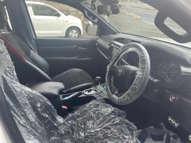 TOYOTA ??????????4D 2023