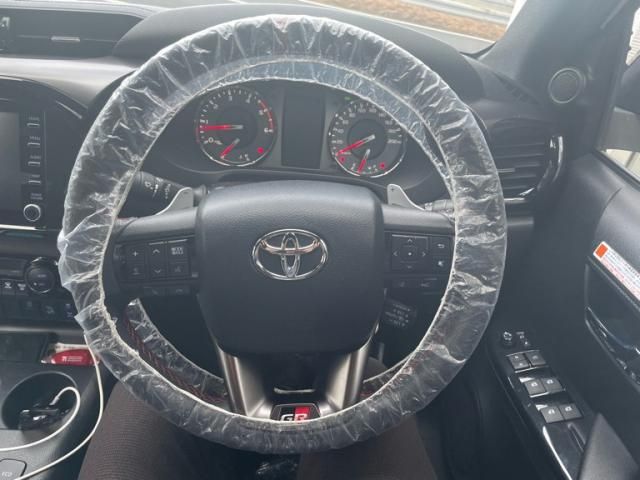 TOYOTA ??????????4D 2023