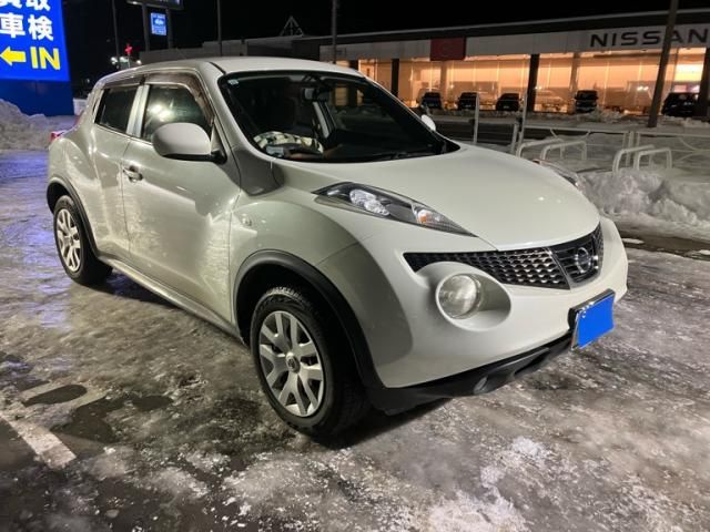 NISSAN JUKE 2011