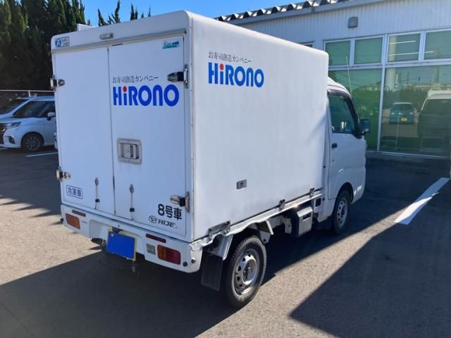 DAIHATSU HIJET truck 4WD 2016