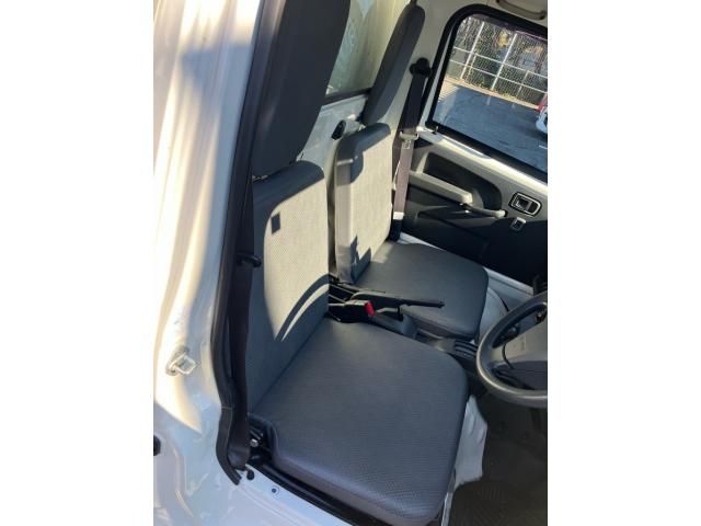 DAIHATSU HIJET truck 4WD 2016