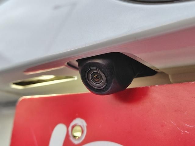 TOYOTA PRIUS 4WD 2017