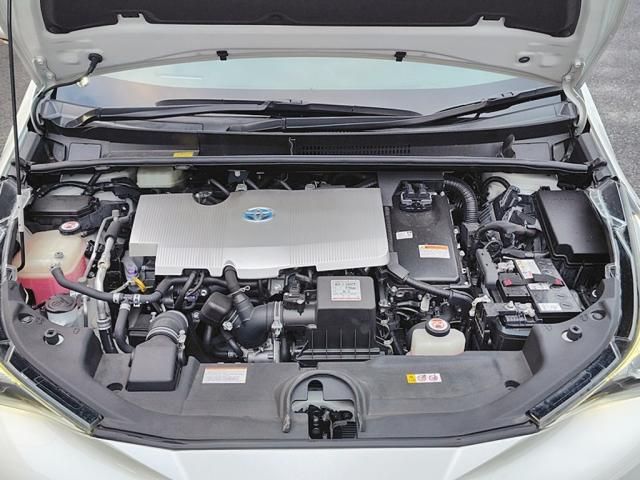 TOYOTA PRIUS 4WD 2017