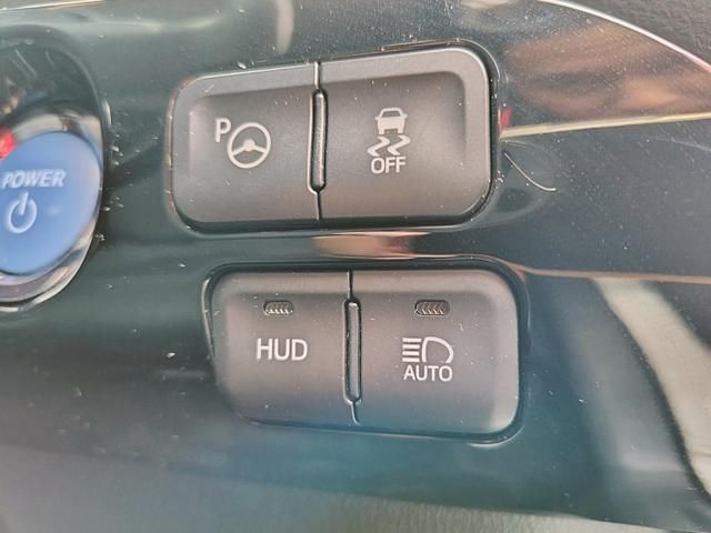 TOYOTA PRIUS 4WD 2017