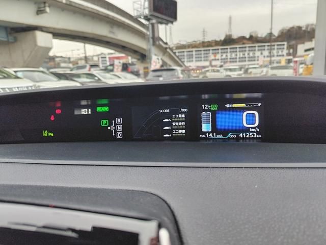 TOYOTA PRIUS 4WD 2017