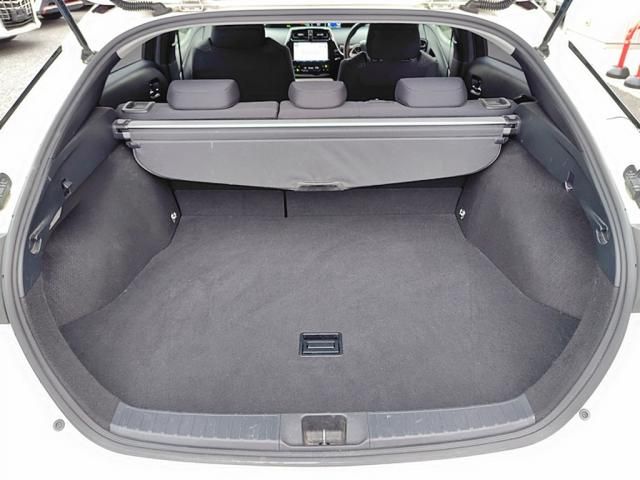 TOYOTA PRIUS 4WD 2017