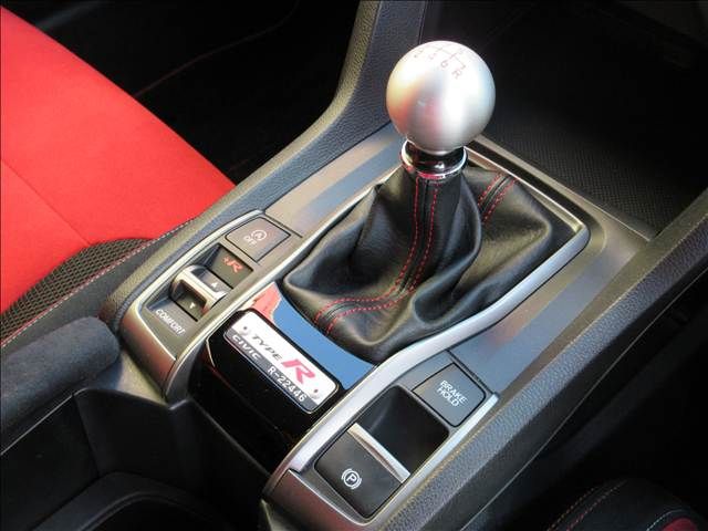 HONDA CIVIC hatchback 2019