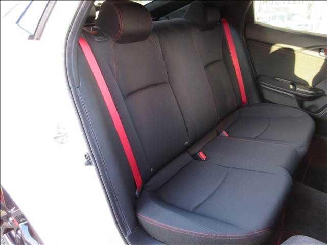 HONDA CIVIC hatchback 2019