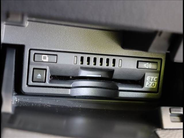 TOYOTA LEXUS ES300h 2022