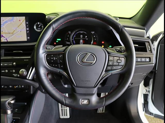 TOYOTA LEXUS ES300h 2022