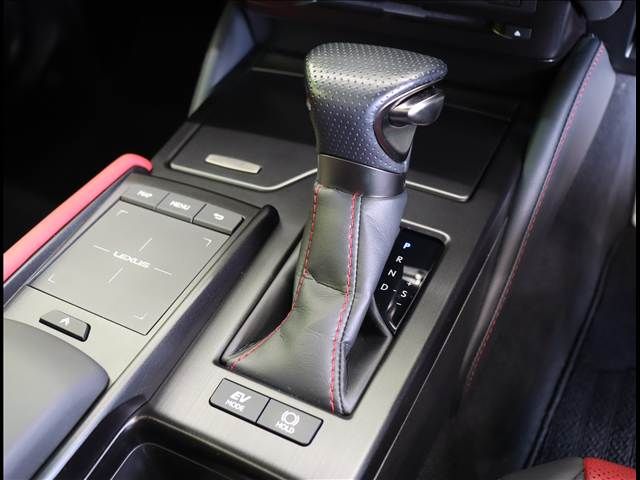 TOYOTA LEXUS ES300h 2022