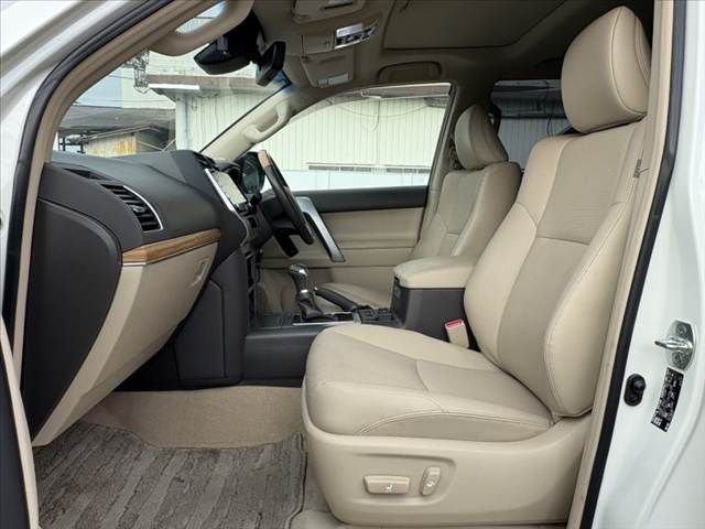 TOYOTA LANDCRUISER PRADO 2022