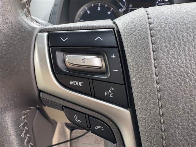 TOYOTA LANDCRUISER PRADO 2022