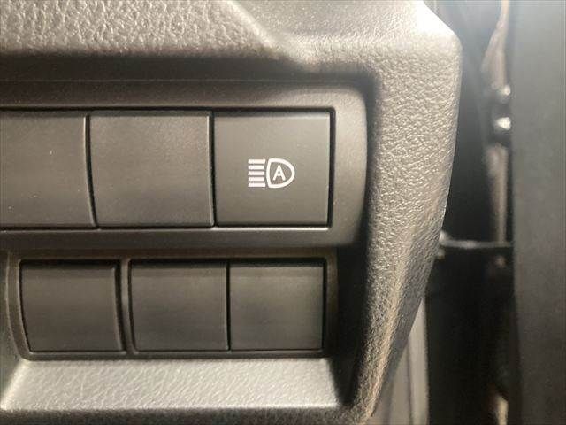 TOYOTA LEXUS IS300h 2021