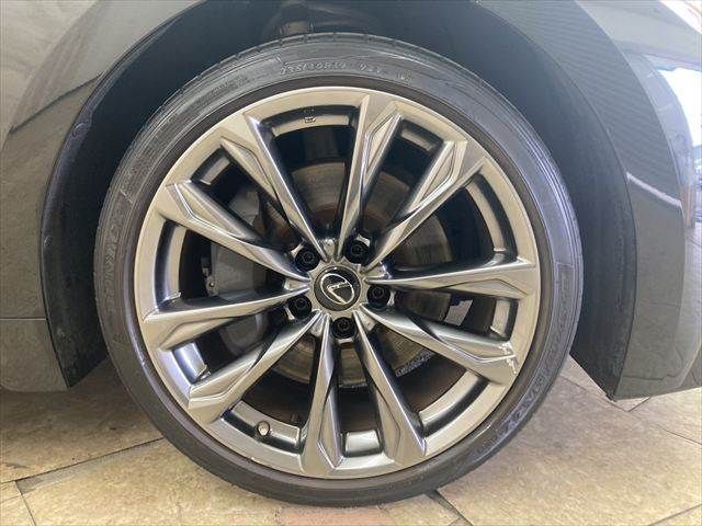 TOYOTA LEXUS IS300h 2021