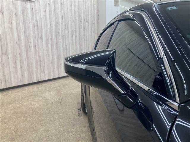 TOYOTA LEXUS IS300h 2021