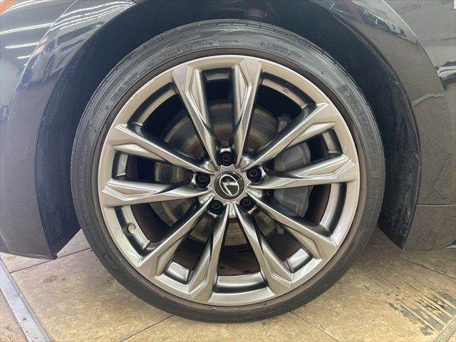 TOYOTA LEXUS IS300h 2021