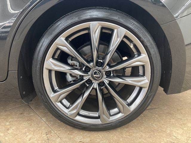 TOYOTA LEXUS IS300h 2021