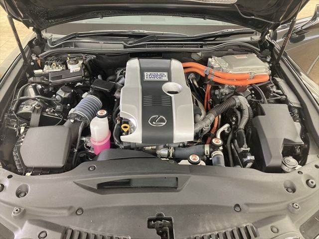 TOYOTA LEXUS IS300h 2021