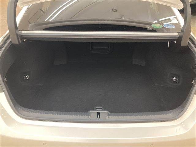 TOYOTA LEXUS ES300h 2019