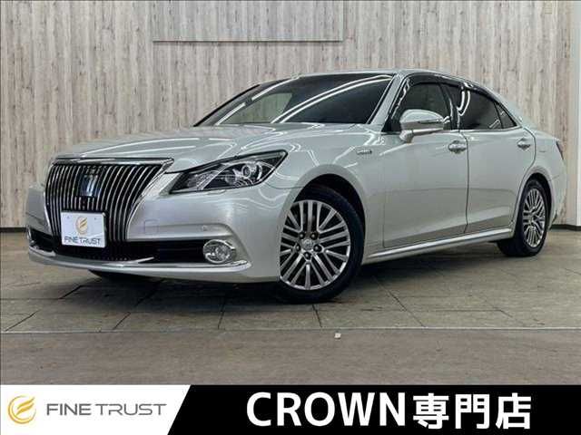 TOYOTA CROWN MAJESTA HYBRID 2015