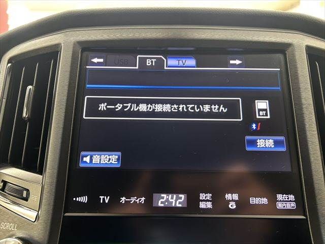 TOYOTA CROWN MAJESTA HYBRID 2015