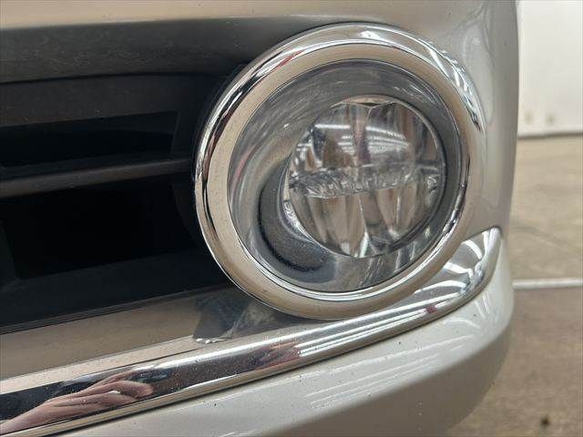 TOYOTA CROWN MAJESTA HYBRID 2015