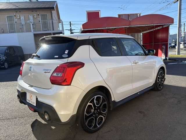 SUZUKI SWIFT 2018