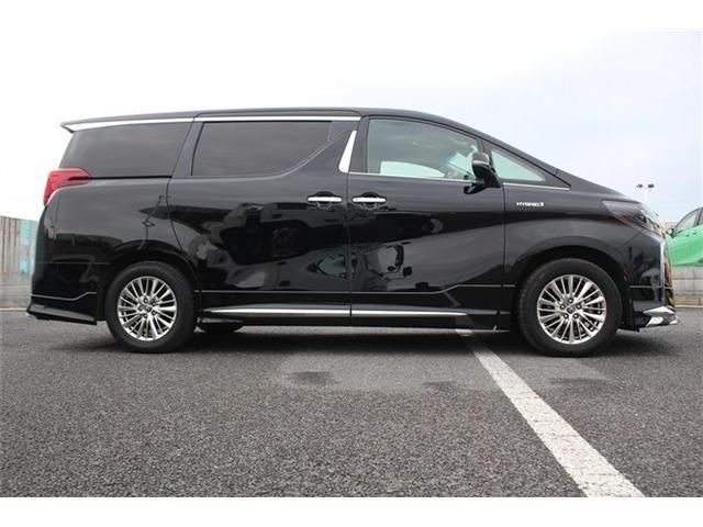 TOYOTA ALPHARD hybrid 4WD 2019