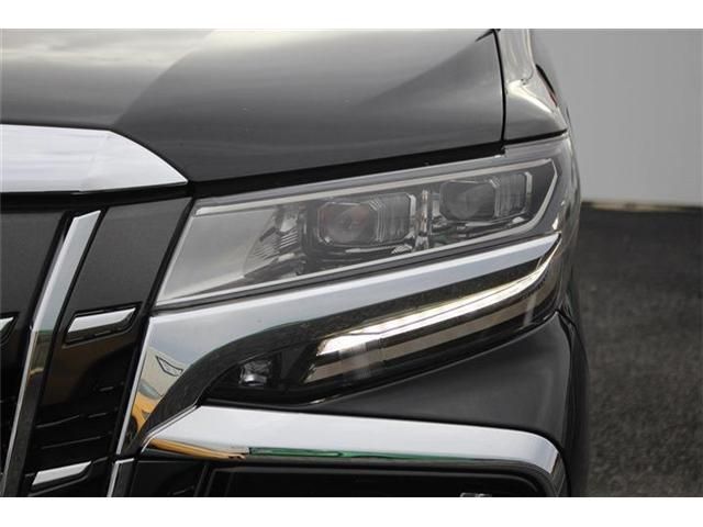 TOYOTA ALPHARD hybrid 4WD 2019