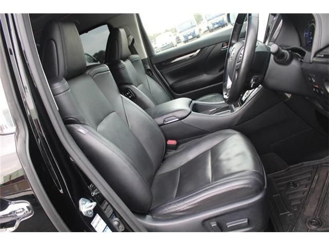 TOYOTA ALPHARD hybrid 4WD 2019