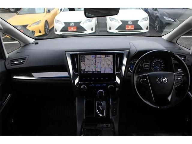 TOYOTA ALPHARD hybrid 4WD 2019