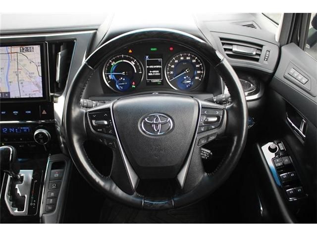 TOYOTA ALPHARD hybrid 4WD 2019