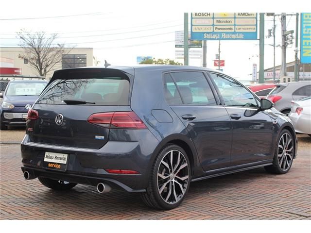 VOLKSWAGEN VOLKSWAGEN GOLF GTI 2019