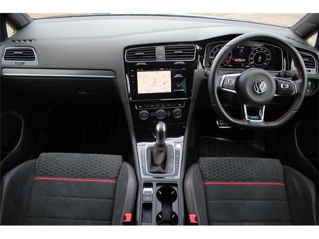 VOLKSWAGEN VOLKSWAGEN GOLF GTI 2019