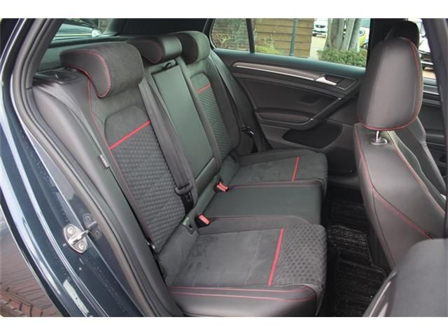 VOLKSWAGEN VOLKSWAGEN GOLF GTI 2019