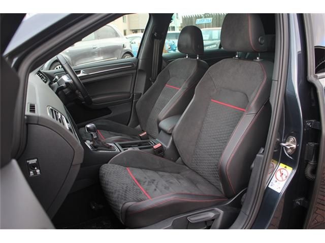 VOLKSWAGEN VOLKSWAGEN GOLF GTI 2019