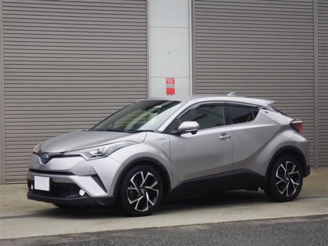 TOYOTA C-HR 2017