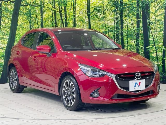 MAZDA DEMIO 2015